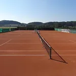 Wirt Im Feld 3* ستير