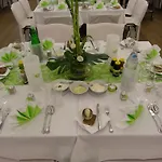 فندق Wirt Im Feld ستير