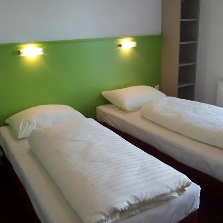 Wirt Im Feld Hotel Steyr