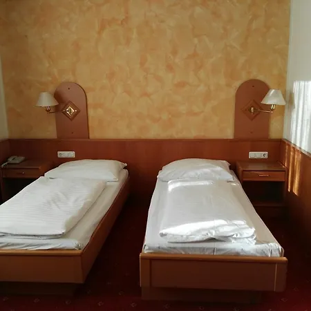 Wirt Im Feld Hotel Steyr